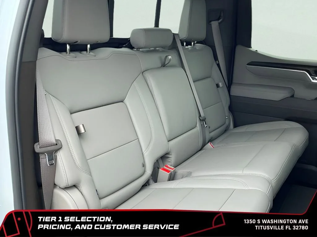 New 2026 Glacier White Tricoat GMC SLT image 17