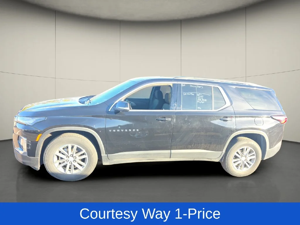 Used 2023 Black Chevrolet LT image 5