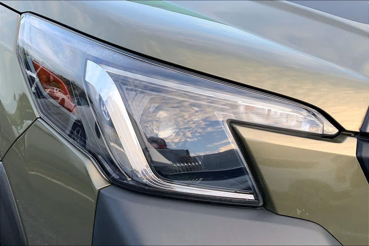 Used 2023 Autumn Green Metallic Subaru Wilderness image 24