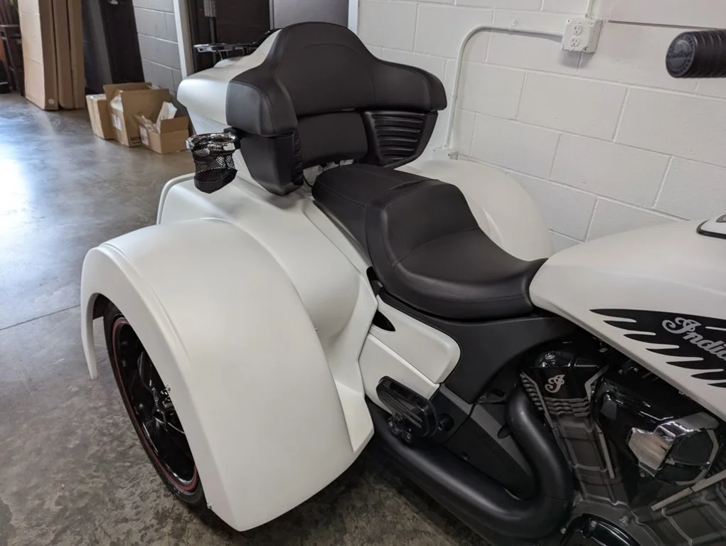Used 2020 GHOST WHITE Indian Motorcycle Dark Horse White Smoke image 7