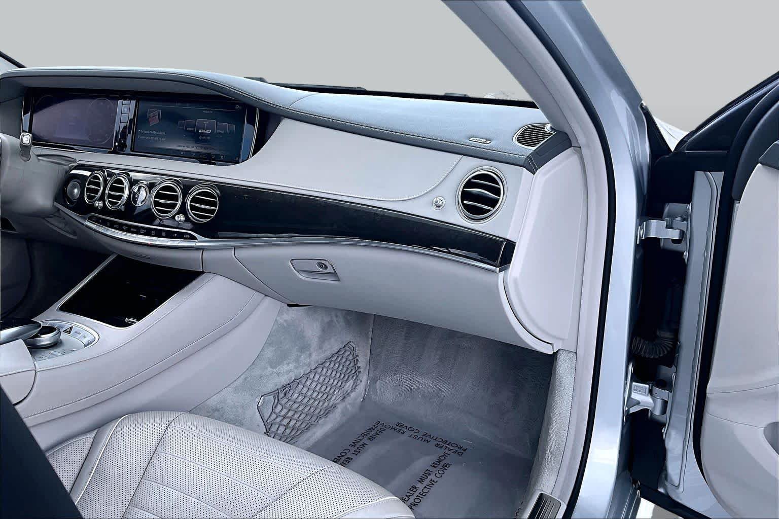 Used 2016 Iridium Silver Metallic Mercedes-Benz S 550 image 18