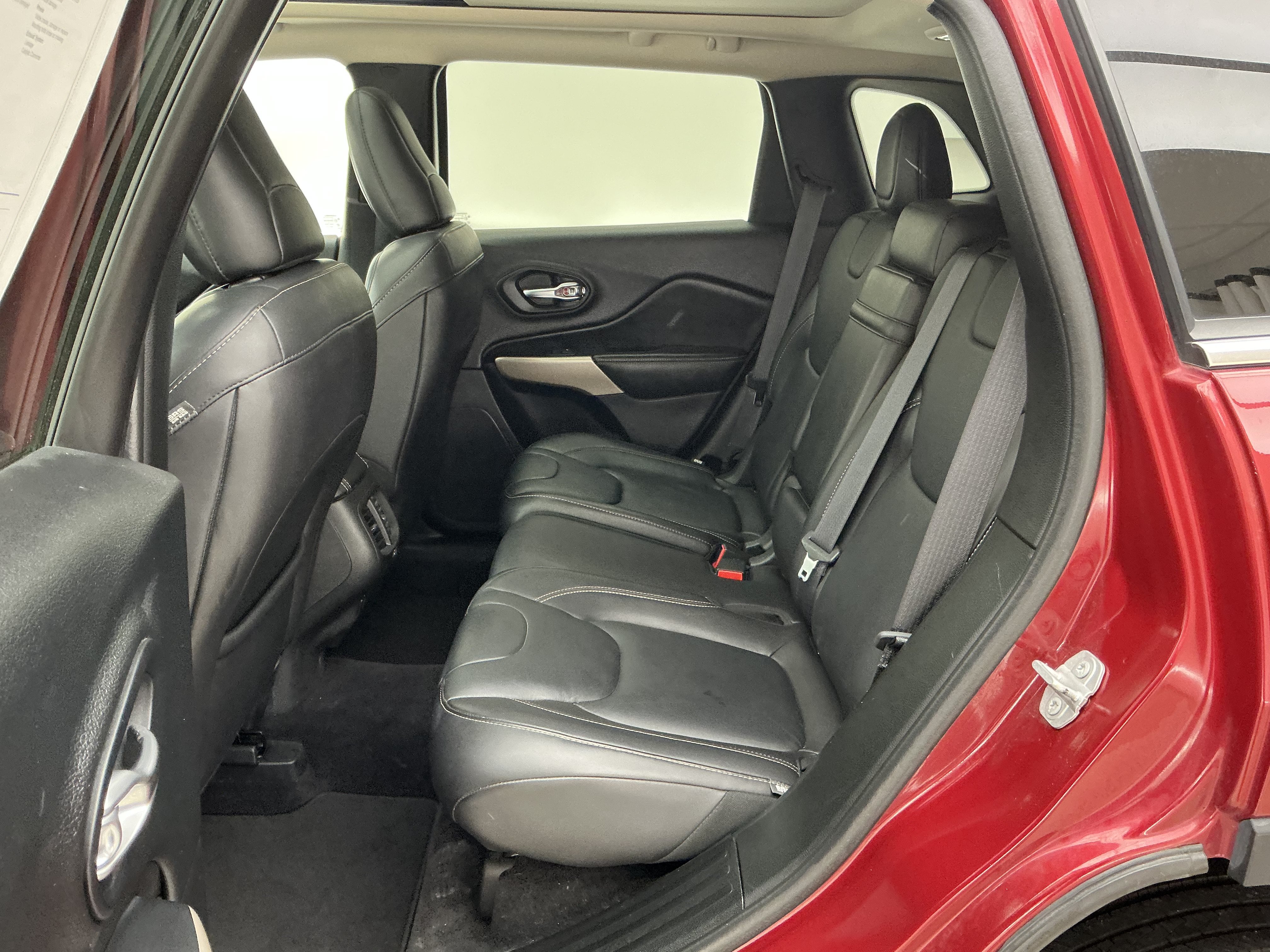 Used 2017 Deep Cherry Red Crystal Pearlcoat Jeep Limited image 19
