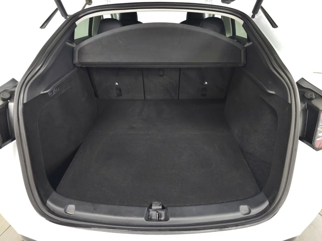Used 2025 White Tesla Long Range image 5