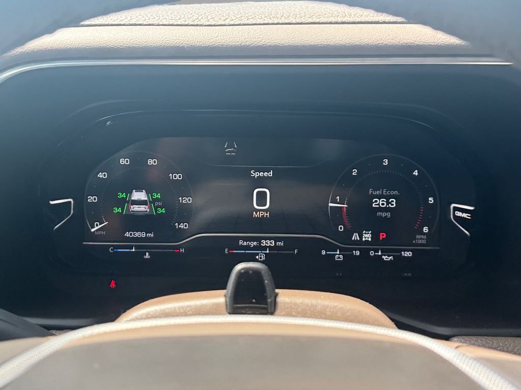 Used 2024 White GMC Denali image 30
