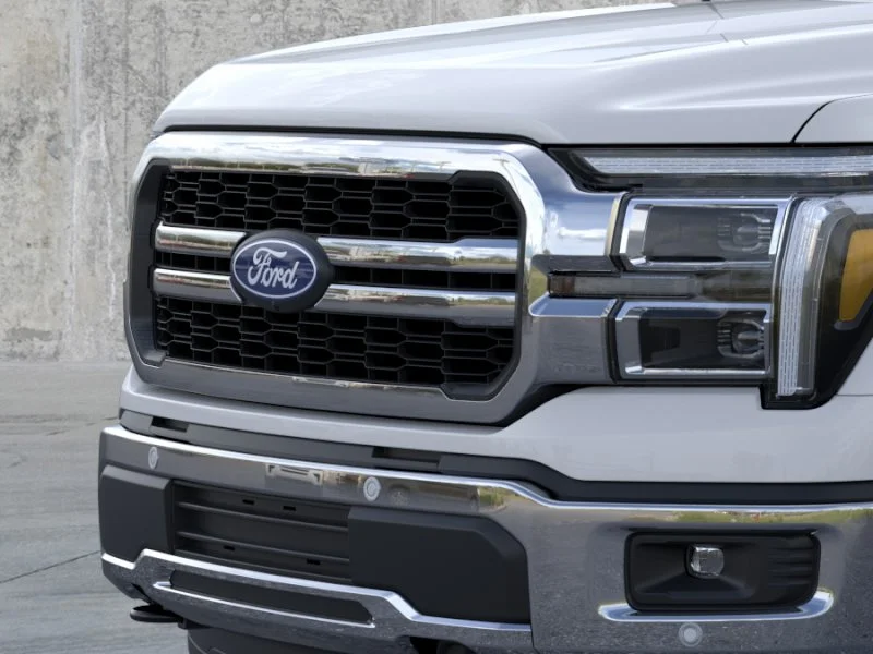 New 2026 Oxford White Ford Lariat® image 17
