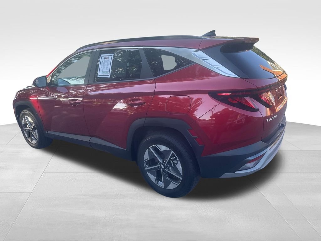Used 2025 Red Hyundai SEL image 16