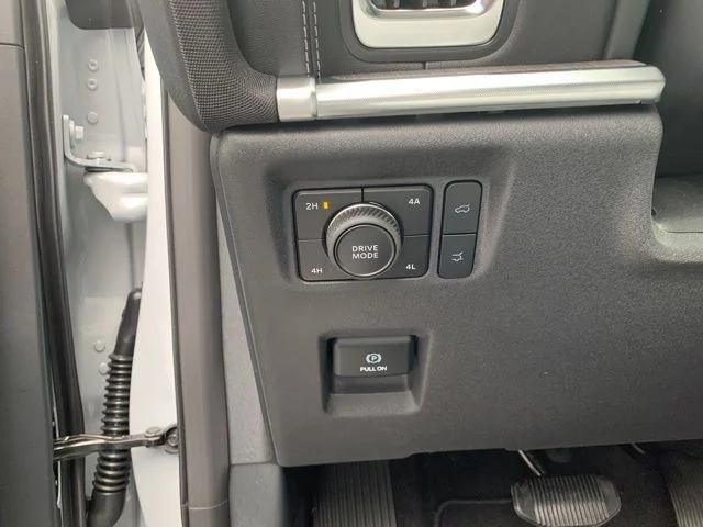 New 2026 Silver Ford MAX Platinum® image 26