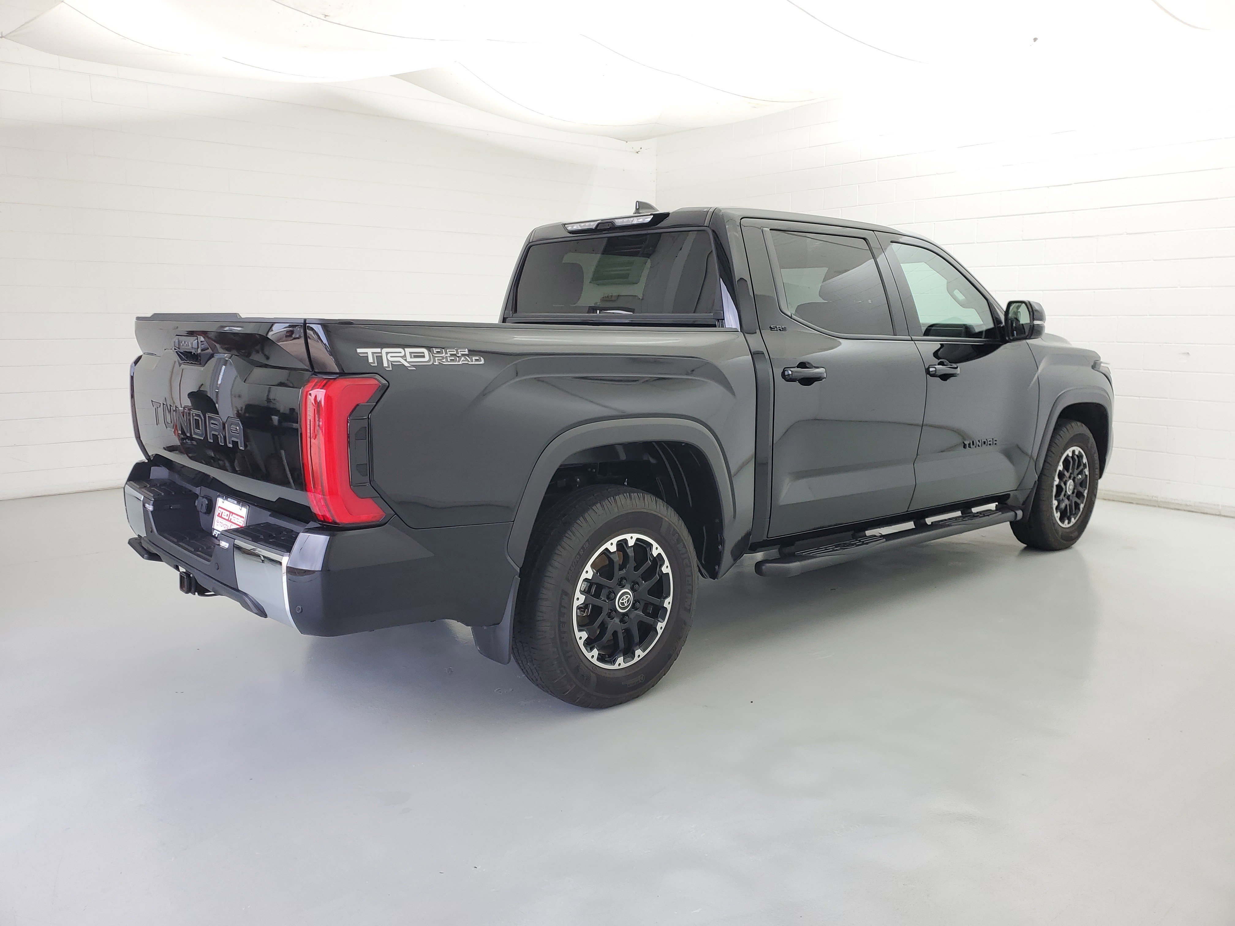 Used 2023 Midnight Black Metallic Toyota SR5 image 5