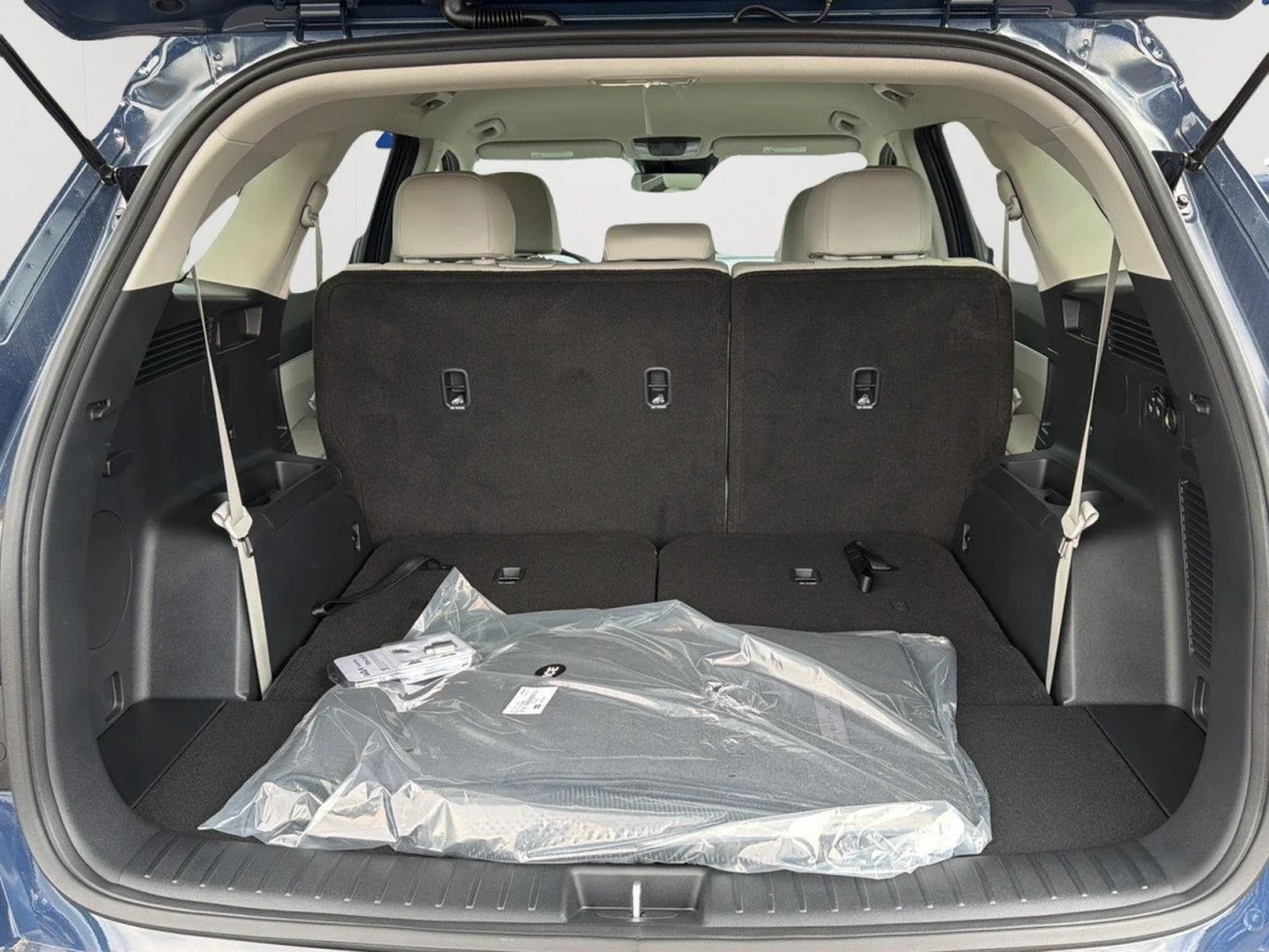 New 2026 Midnight Lake Blue Kia S image 7