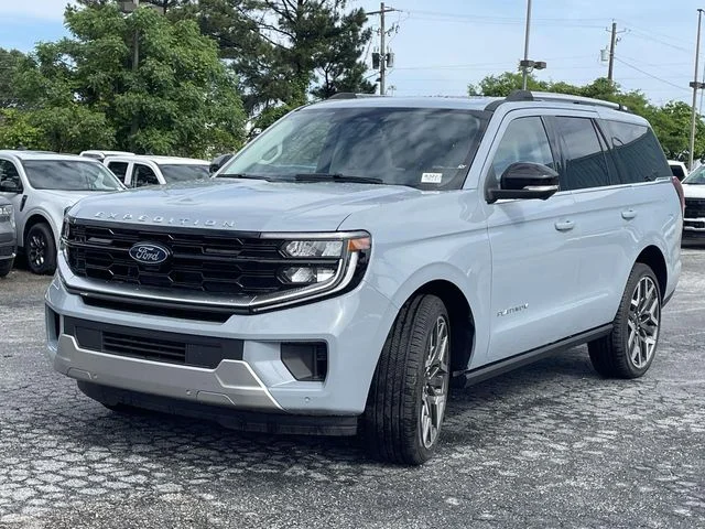 New 2026 Gray Ford Platinum image 5