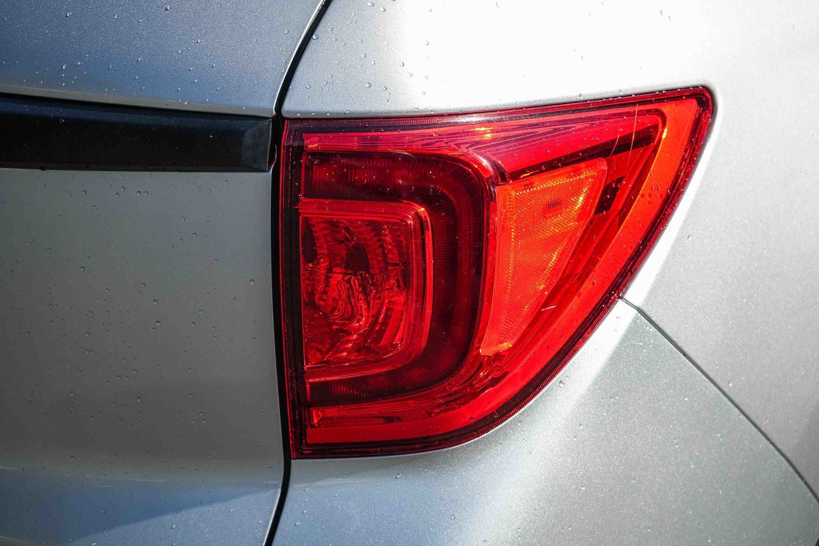 Certified Used 2022 Lunar Silver Metallic Honda EX-L image 7