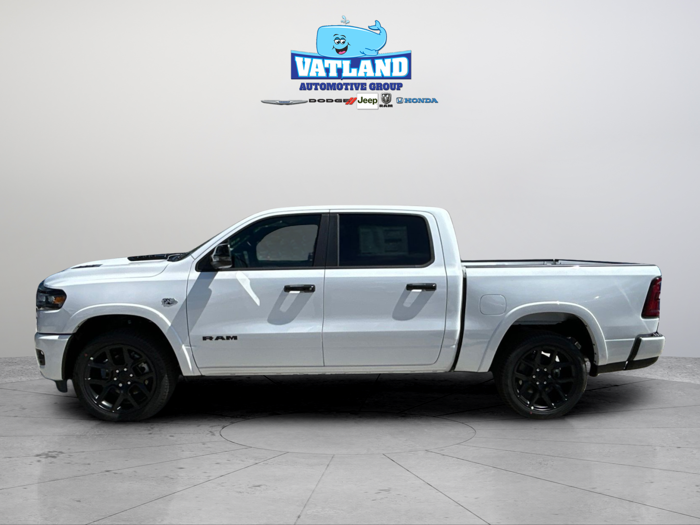 New 2026 Ivory White Tri-Coat Pearl-Coat Exterior Paint RAM Laramie image 2