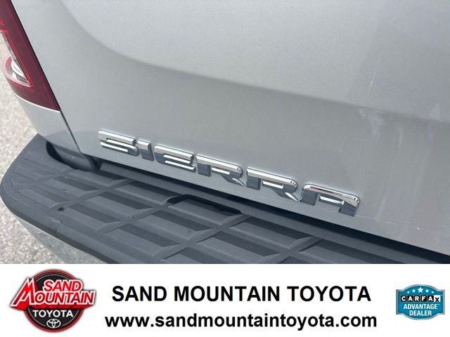 Used 2012 Silver GMC SLE image 11