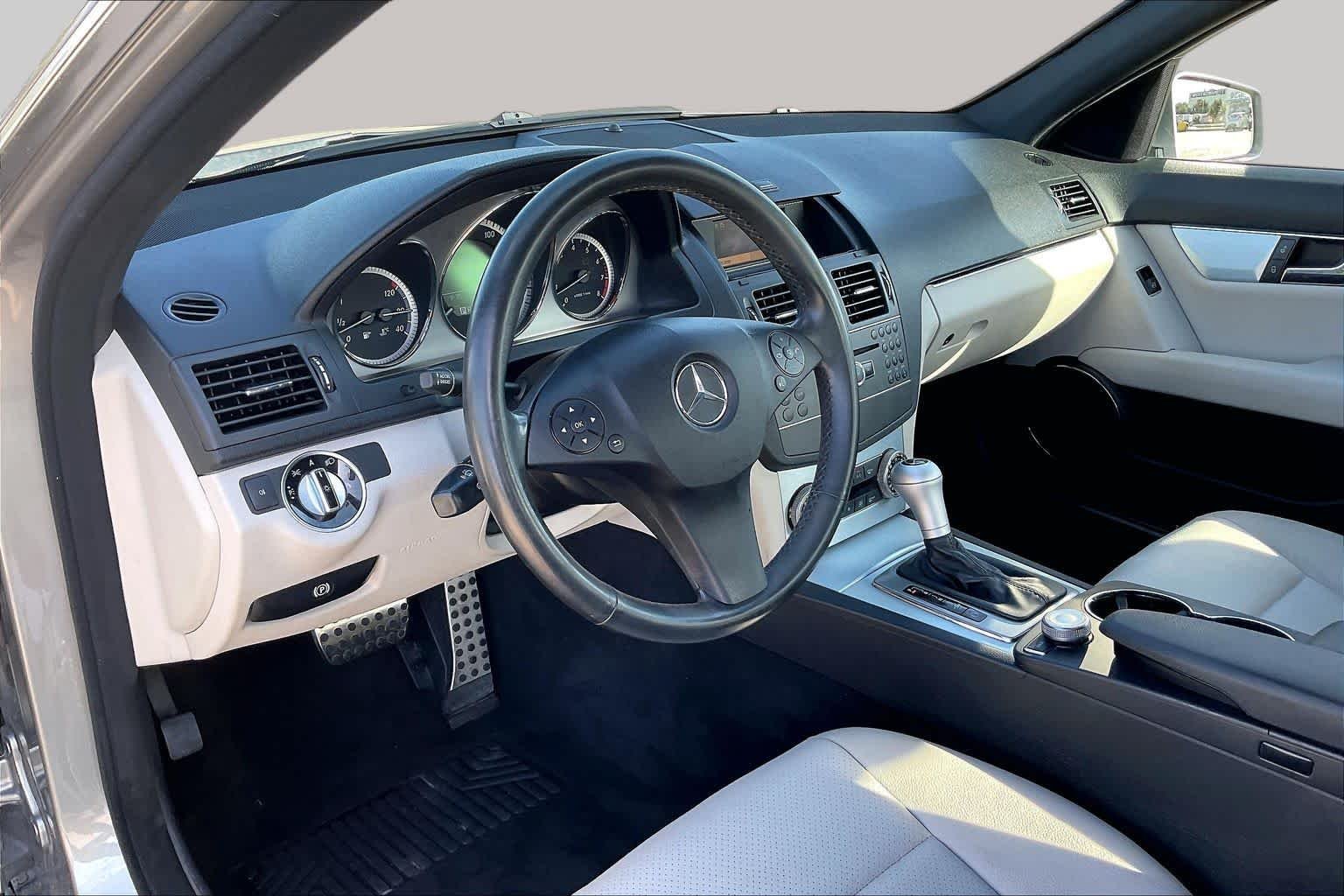 Used 2011 Palladium Silver Metallic Mercedes-Benz C 300 Sport image 17