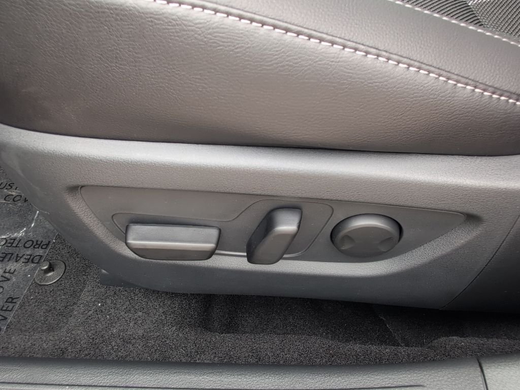 New 2026 Jet Black Mica Mazda 2.5 S Meridian Edition AWD image 14