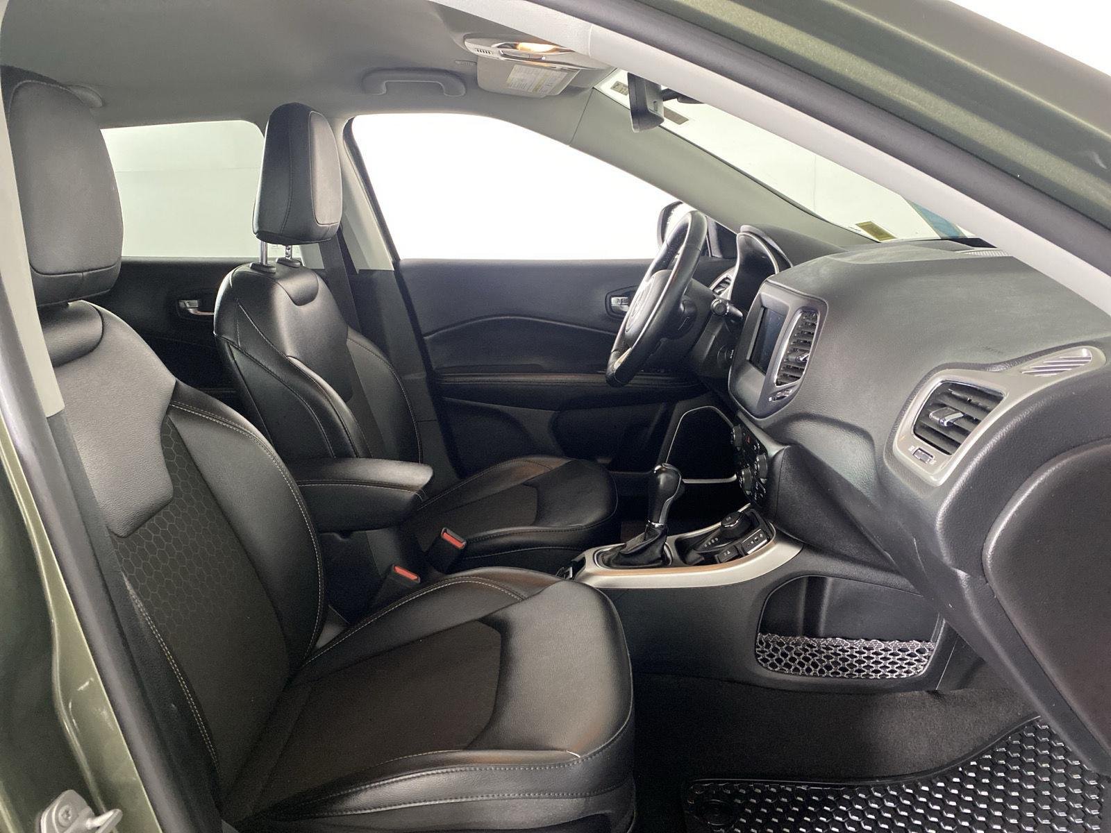Used 2021 Olive Green Pearlcoat Jeep Latitude image 36