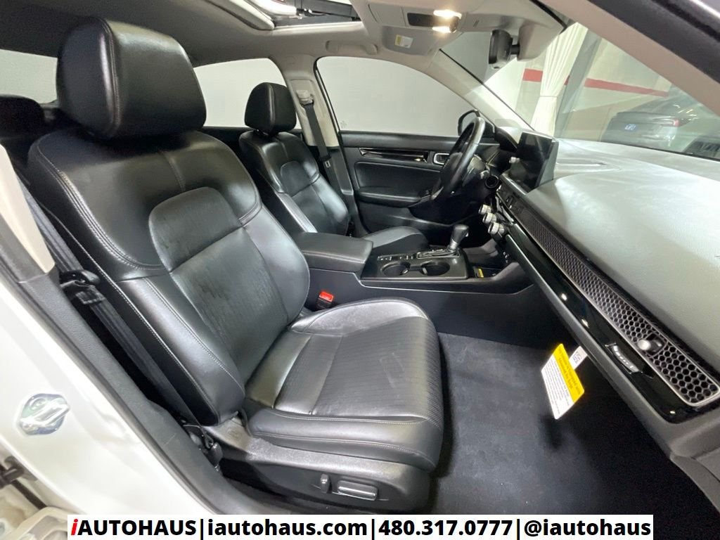 Used 2024 White Honda Touring image 25