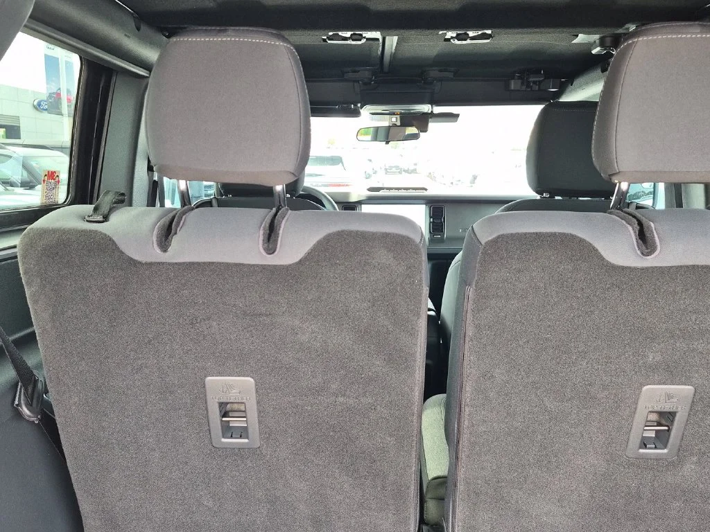 Used 2025 Oxford White Ford Base image 15