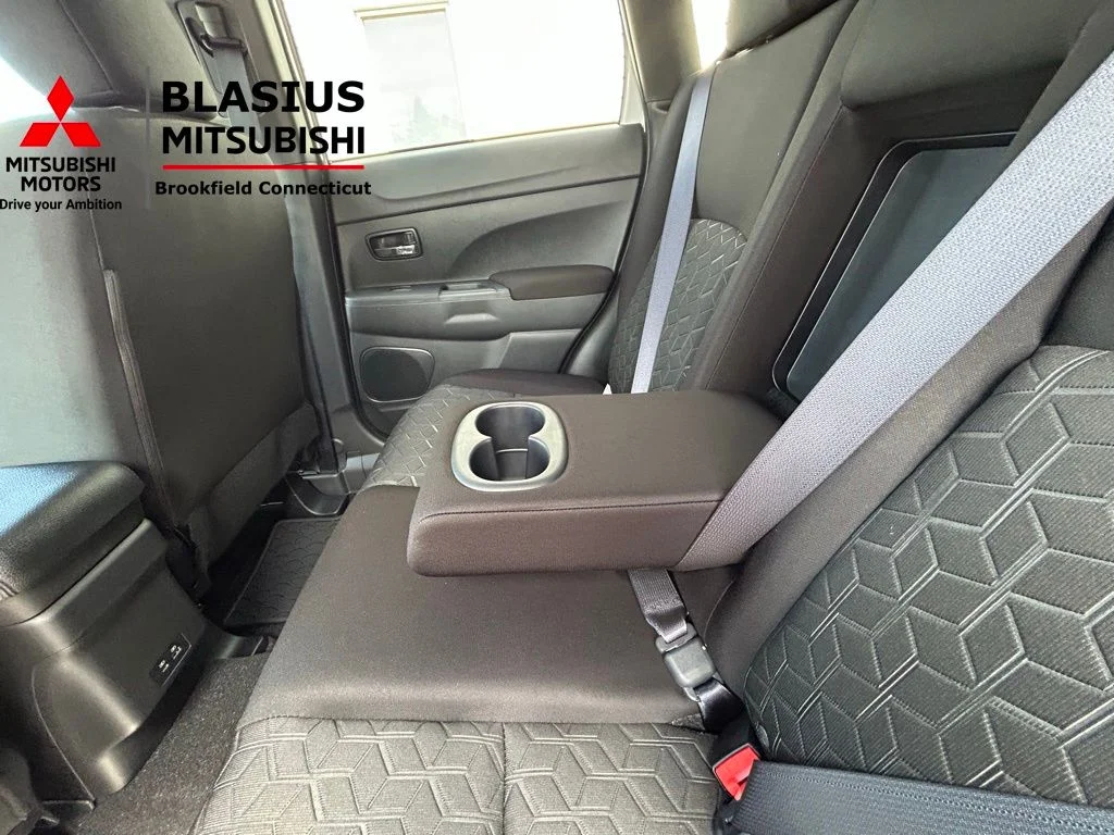 New 2025 White Mitsubishi 2.0 Trail Edition image 32