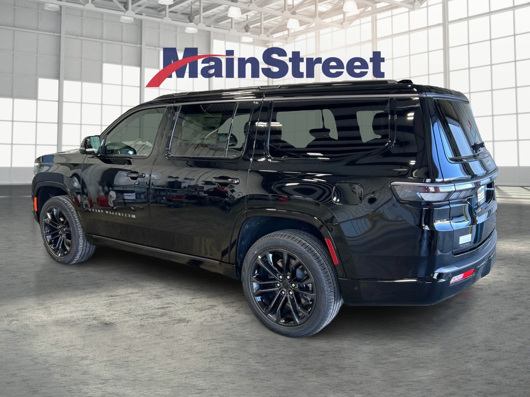 New 2026 High Gloss Black Exterior Paint Jeep Summit Obsidian image 3