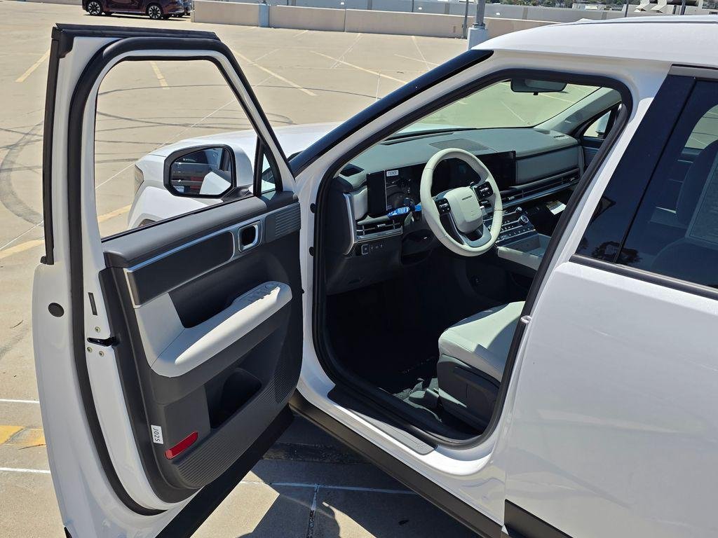 New 2026 White Hyundai SE AWD image 36