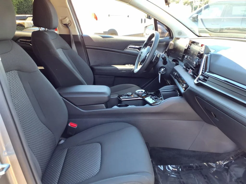 Certified Used 2024 Gray Kia LX image 8