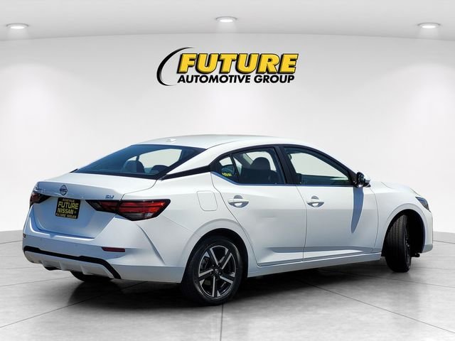 Used 2024 White Nissan SV image 4