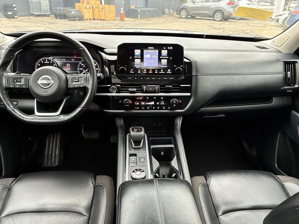 Used 2024 Gray Nissan SL image 18