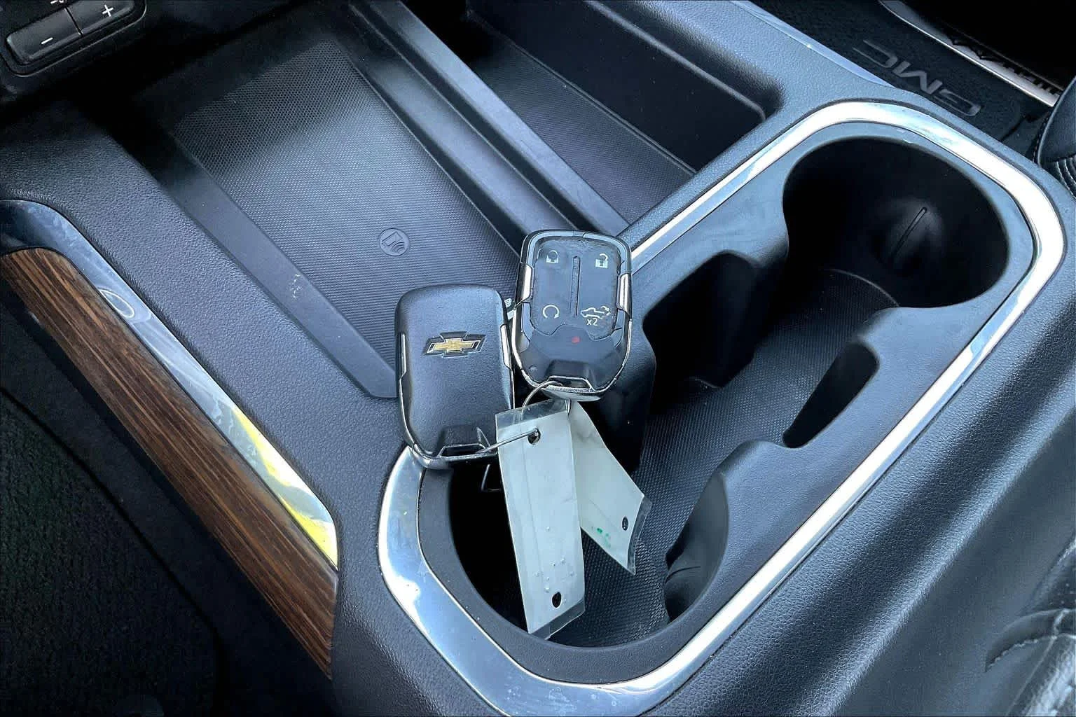 Used 2019 Northsky Blue Metallic Chevrolet High Country image 14