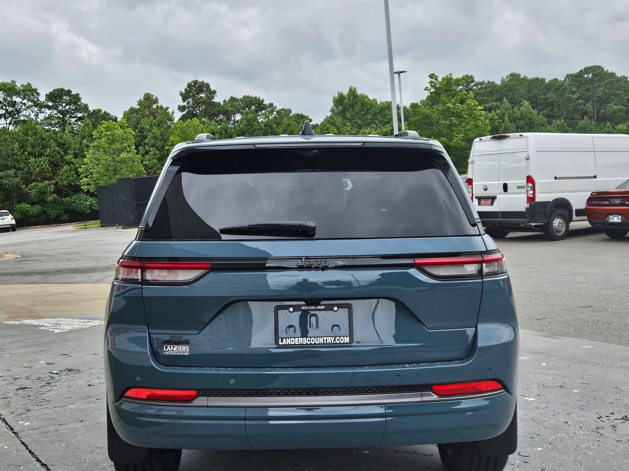 New 2026 Steel Blue Exterior Paint Jeep Limited Reserve image 6