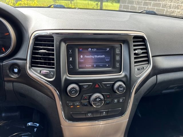 Used 2014 Black Jeep Laredo image 22