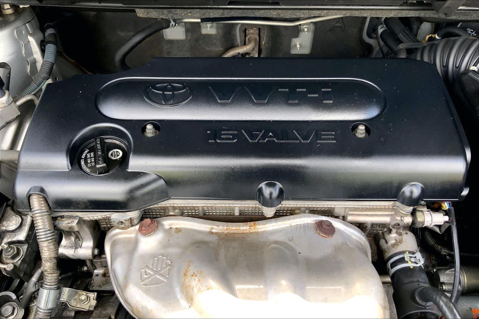 Used 2014 Classic Silver Metallic Scion  image 31