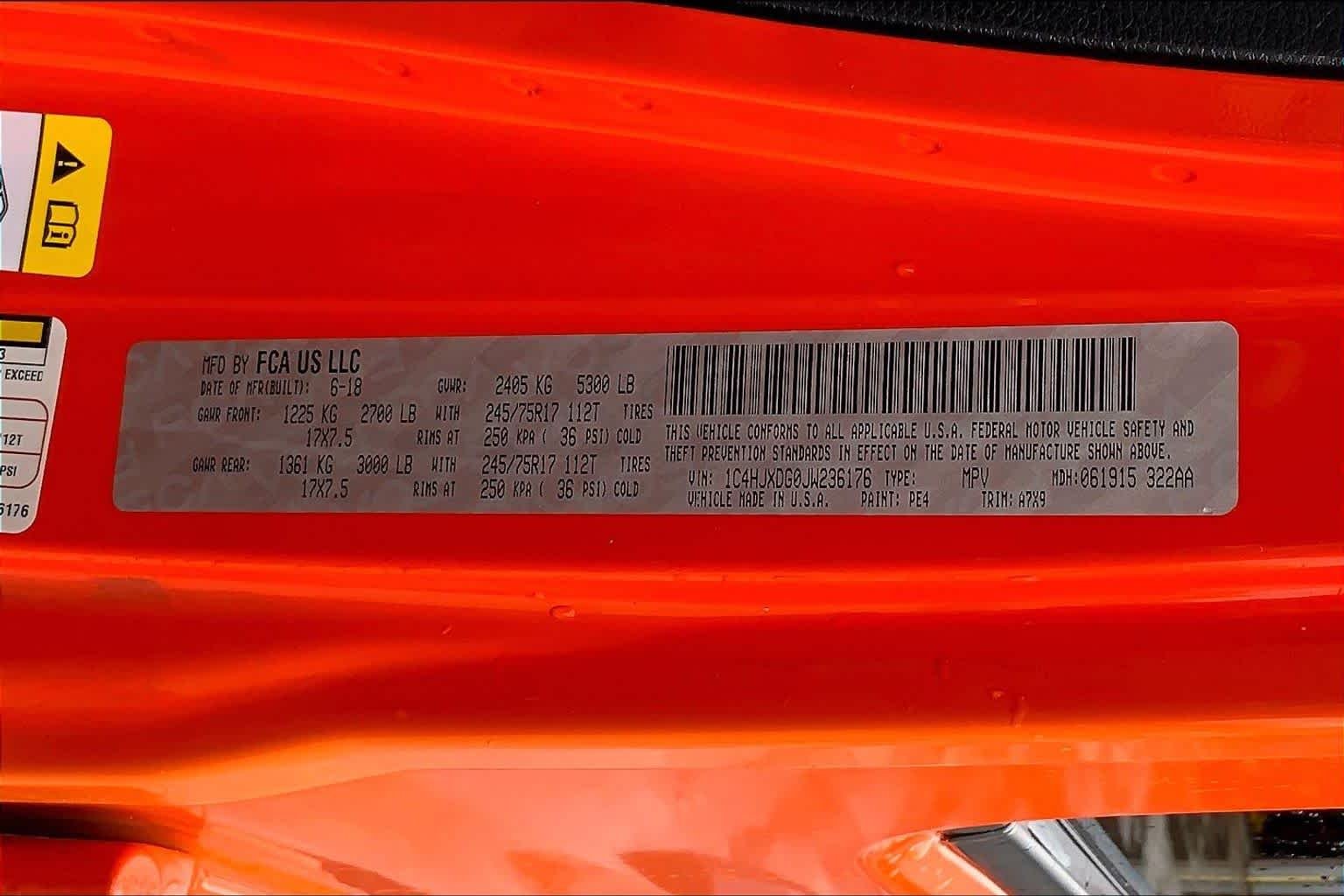 Used 2018 Punkn Metallic Clearcoat Jeep Sport S image 31