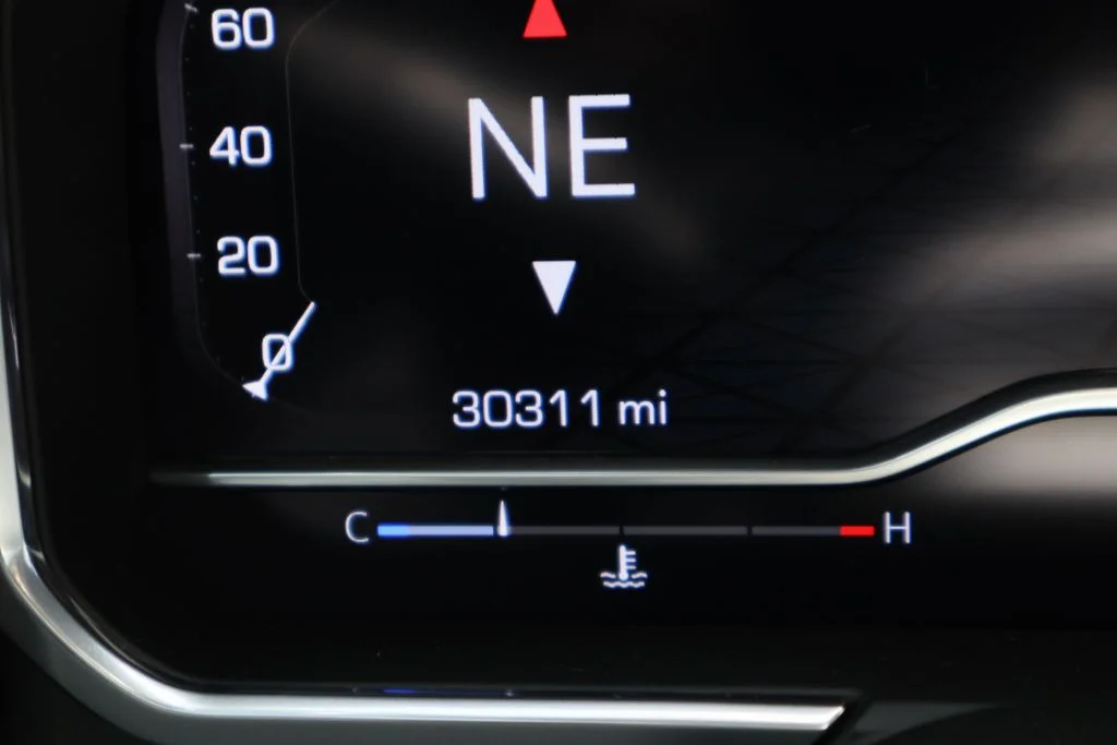 Used 2024 Silver GMC Denali Ultimate image 15