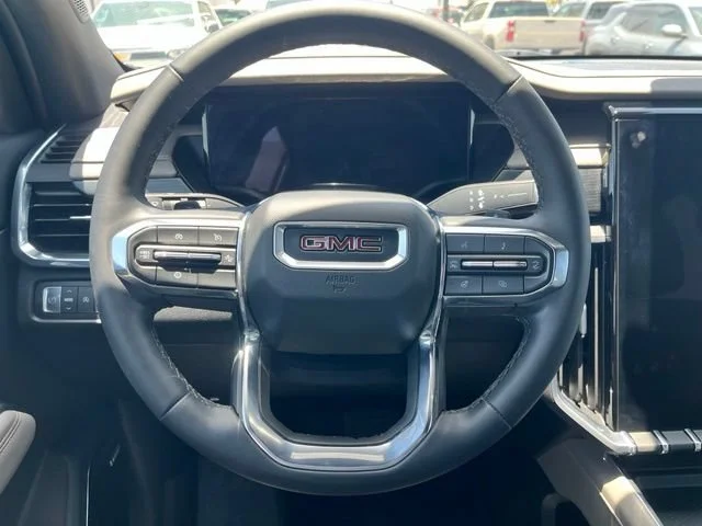 Used 2025 Summit White GMC Elevation image 17