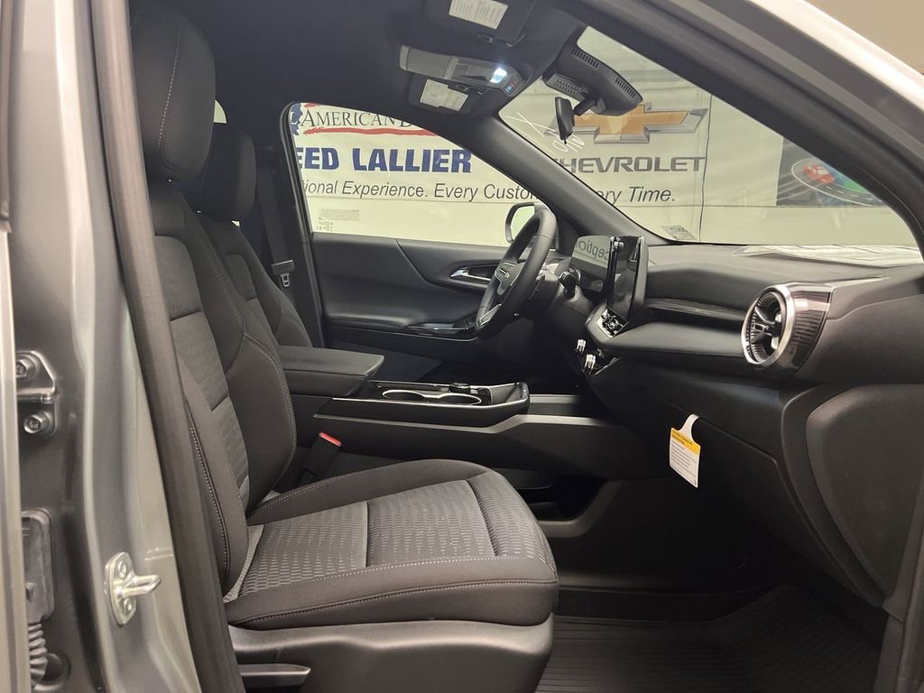 2026 Chevrolet Equinox LT - Photo 24