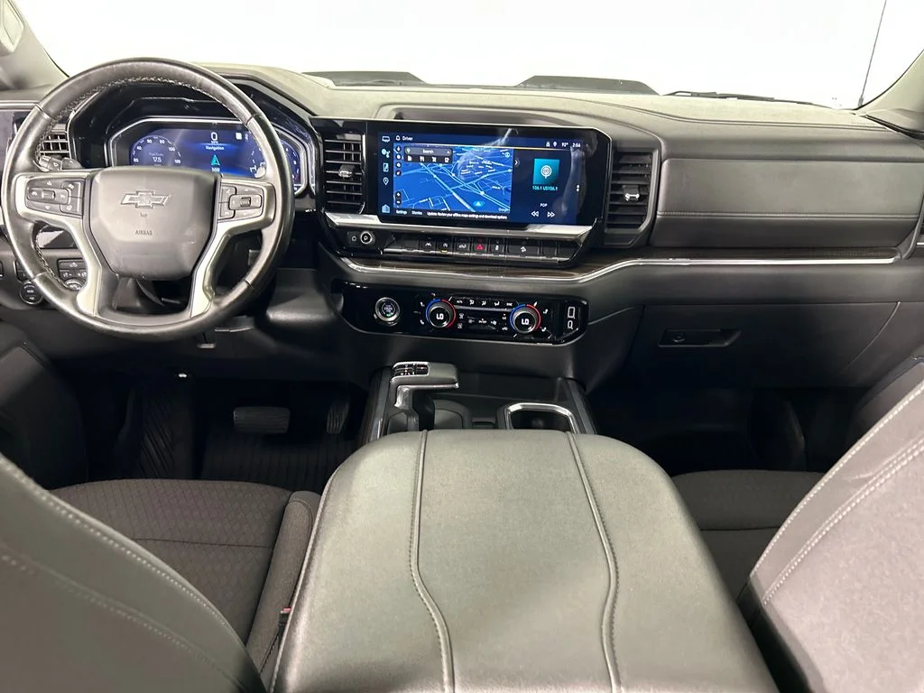 Used 2023 Red Chevrolet LT Trail Boss image 20