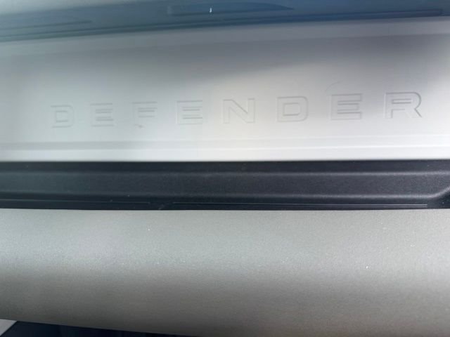 Used 2023 Blue Land Rover SE image 35