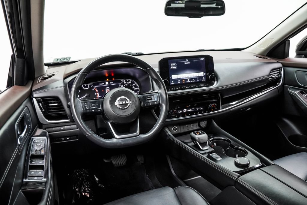 Used 2023 Black Nissan SL image 4