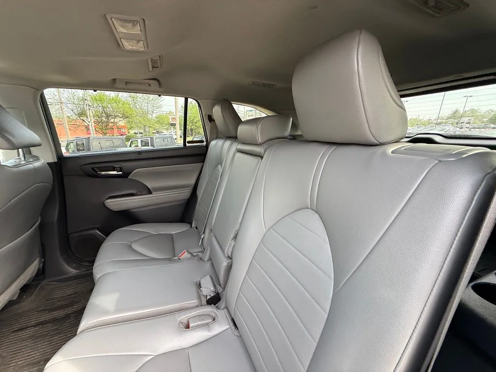 Used 2022 Gray Toyota XLE image 25