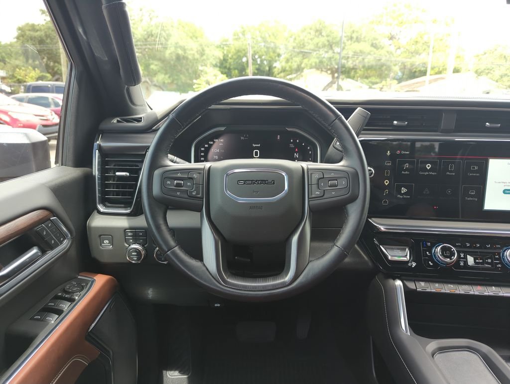 Used 2025 Black GMC Denali Ultimate image 17