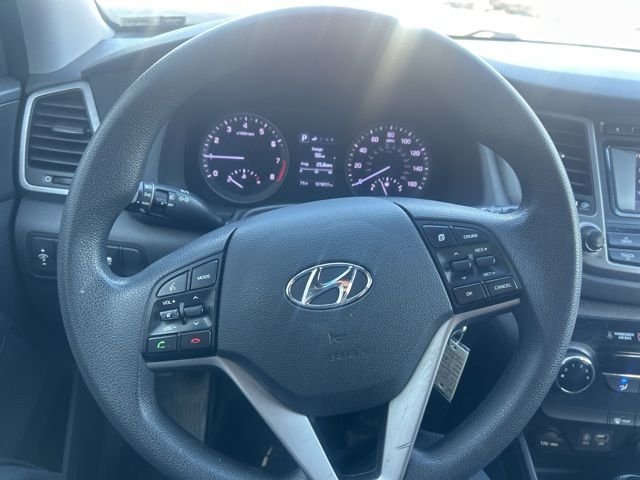 Used 2017 Black Noir Pearl Hyundai SE image 15