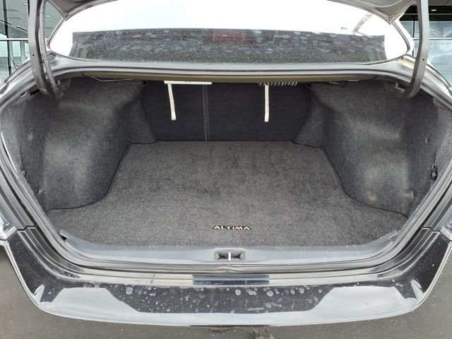 Used 2012 Black Nissan 2.5 SL image 12