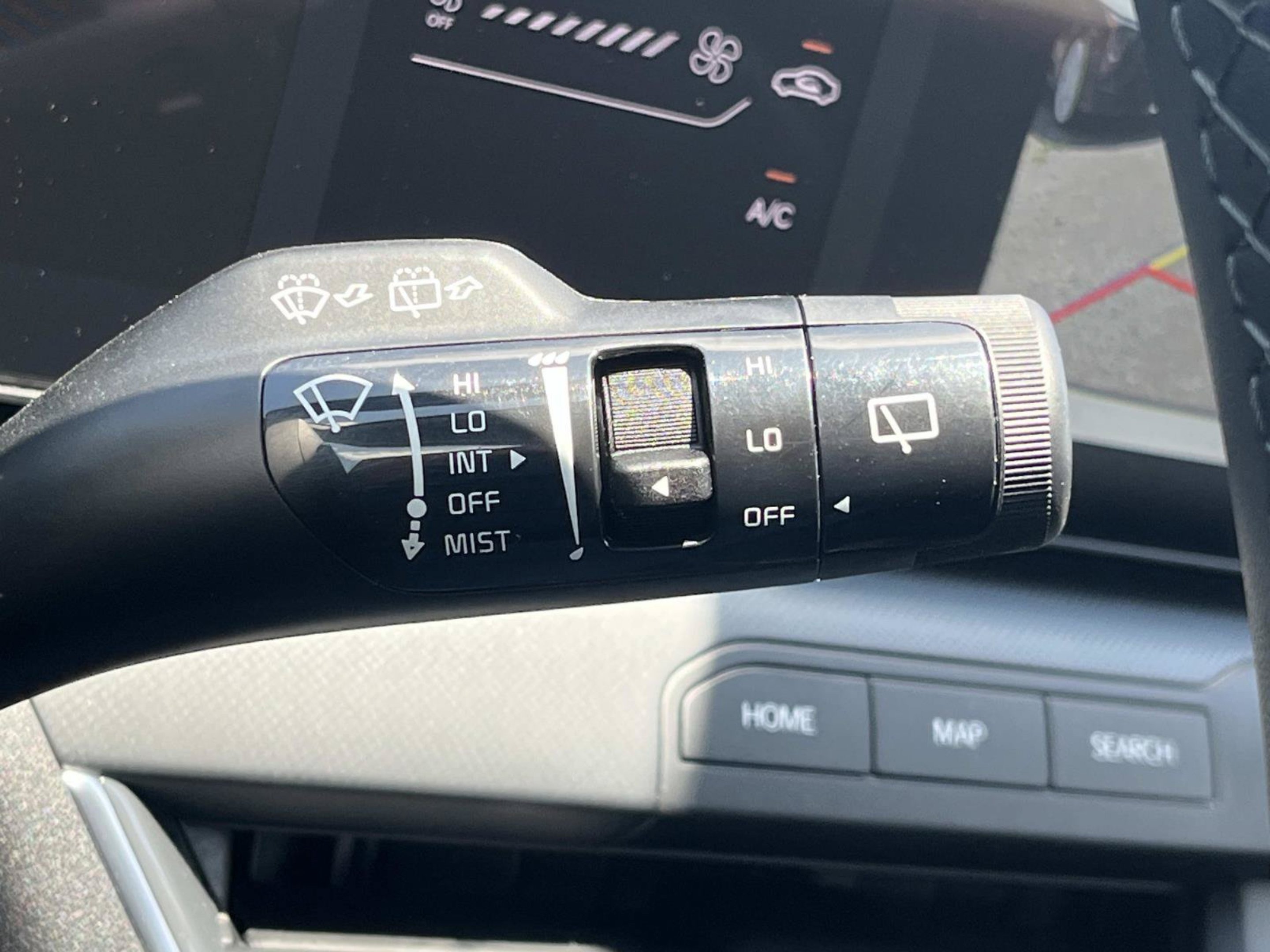 New 2026 Snow White Pearl Kia EX image 31