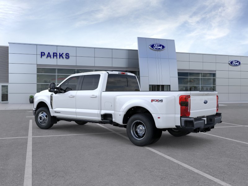 New 2026 Star White Metallic Tri-Coat Ford F-350® Lariat® image 4