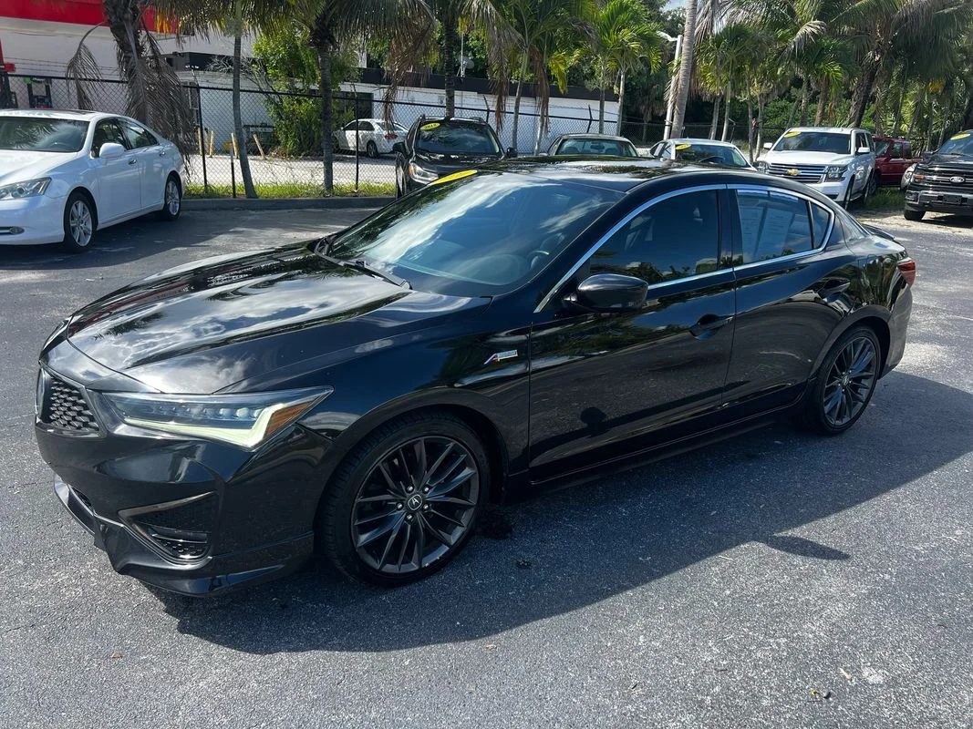 Used 2020  Acura Technology & A-SPEC Packages image 2