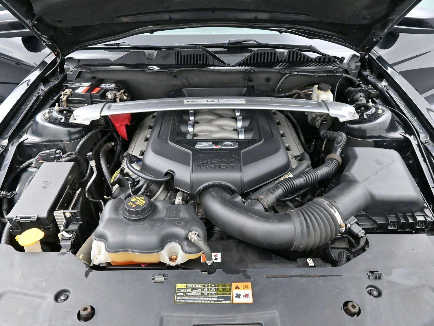Used 2012 Black Ford GT Premium image 27