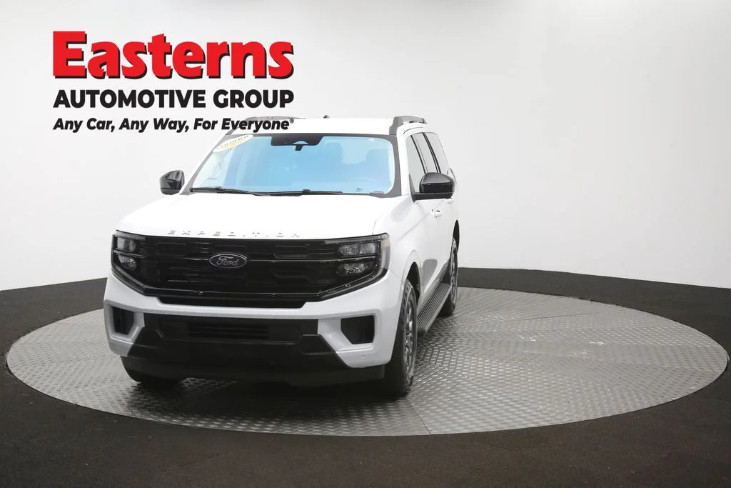 Used 2025 White Ford Active image 53