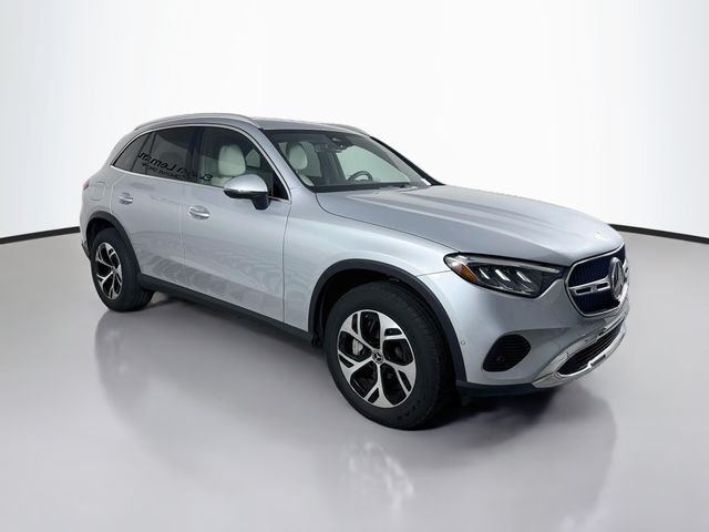 2025 Mercedes-Benz GLC