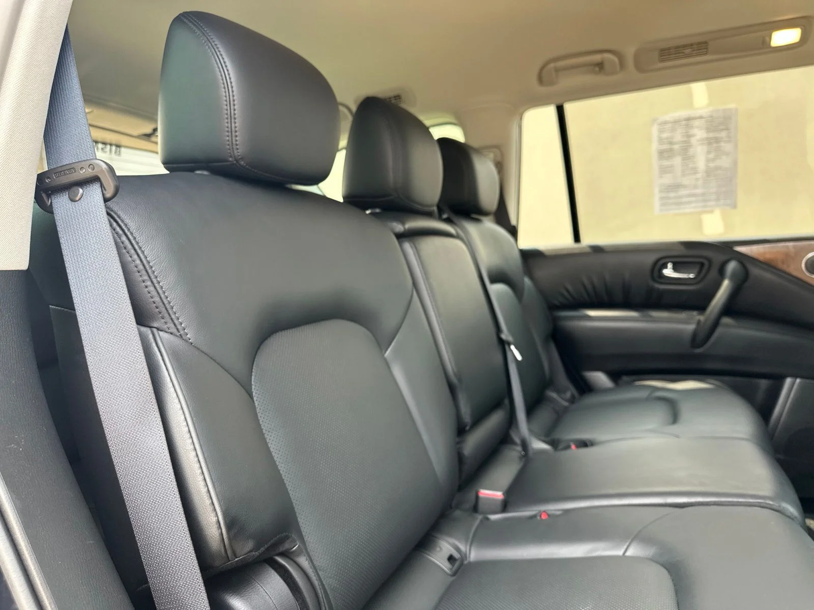 Used 2023 Blue Nissan SL image 39